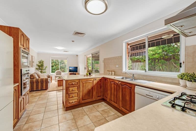11 Pogson Drive, Cherrybrook - Thumbnail 3