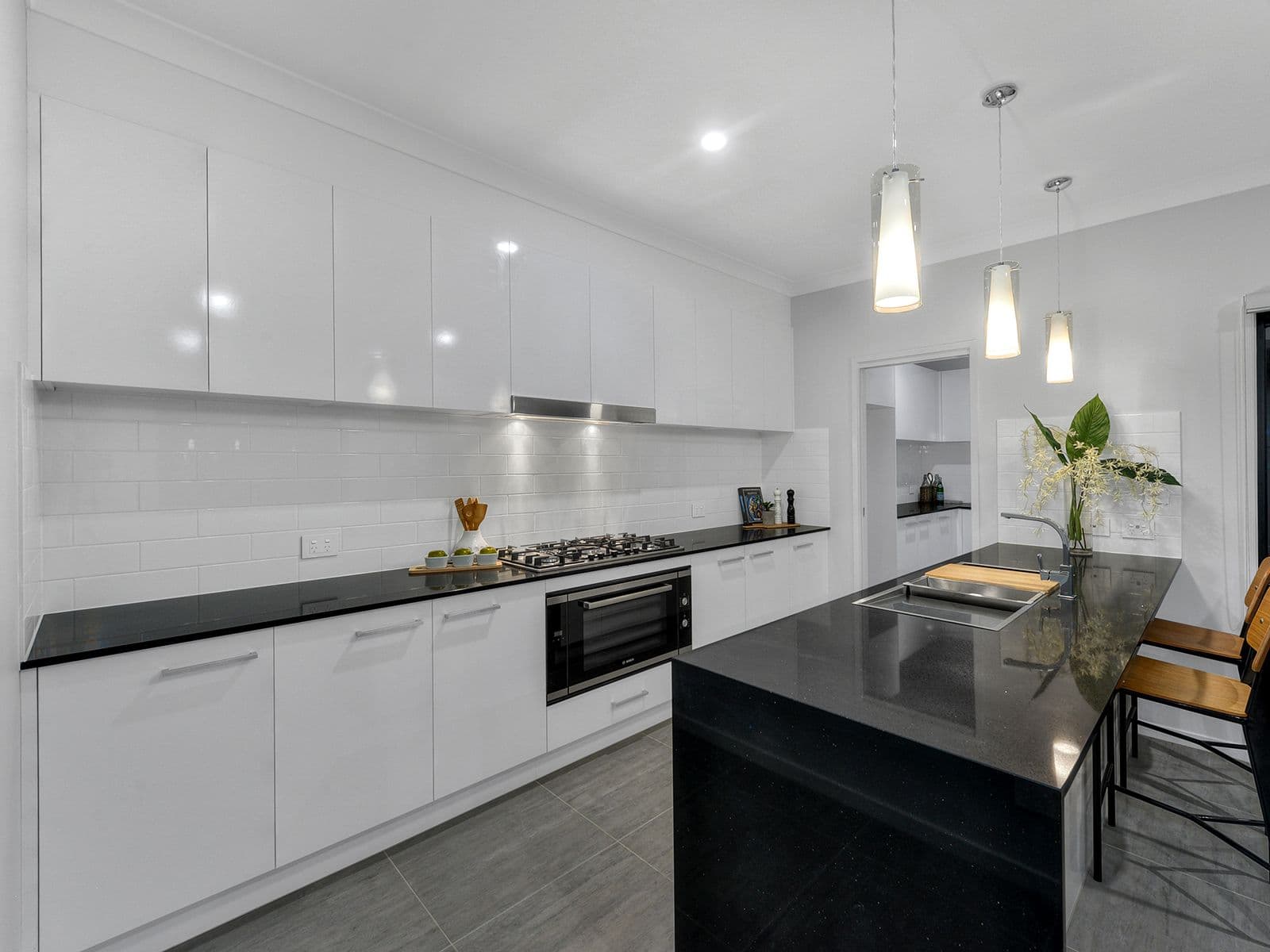 25 Armstrong Road, Cannon Hill QLD 4170, Cannon Hill - Thumbnail 4