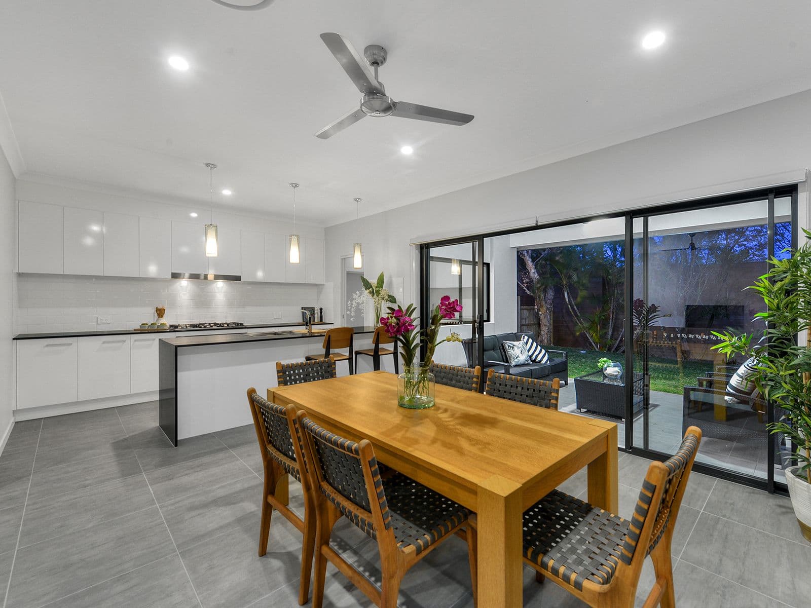 25 Armstrong Road, Cannon Hill QLD 4170, Cannon Hill - Thumbnail 7