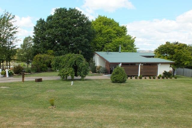 12 Cook Street, Oberon - Image 1