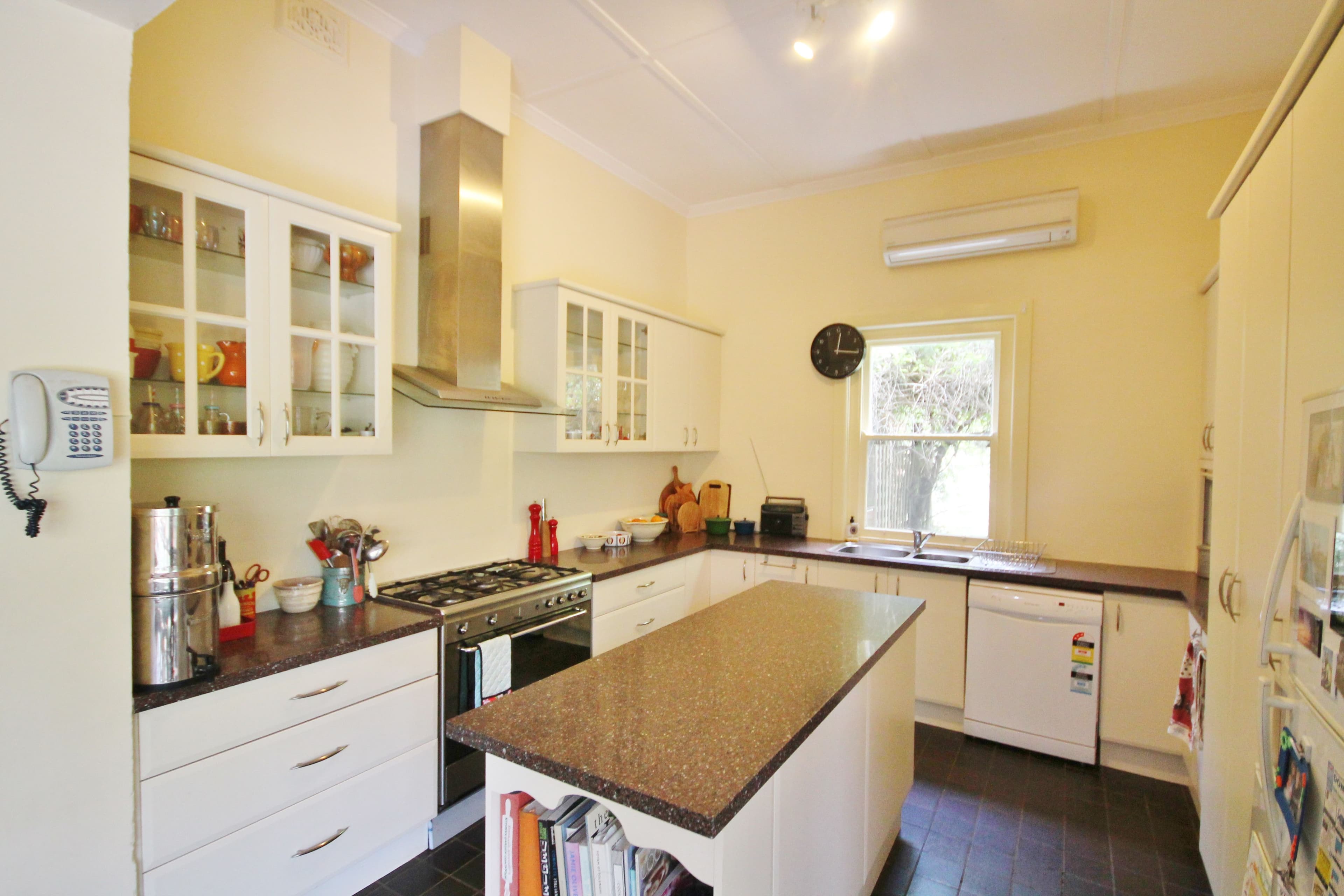 5 Fontenoy Street, Young - Thumbnail 3