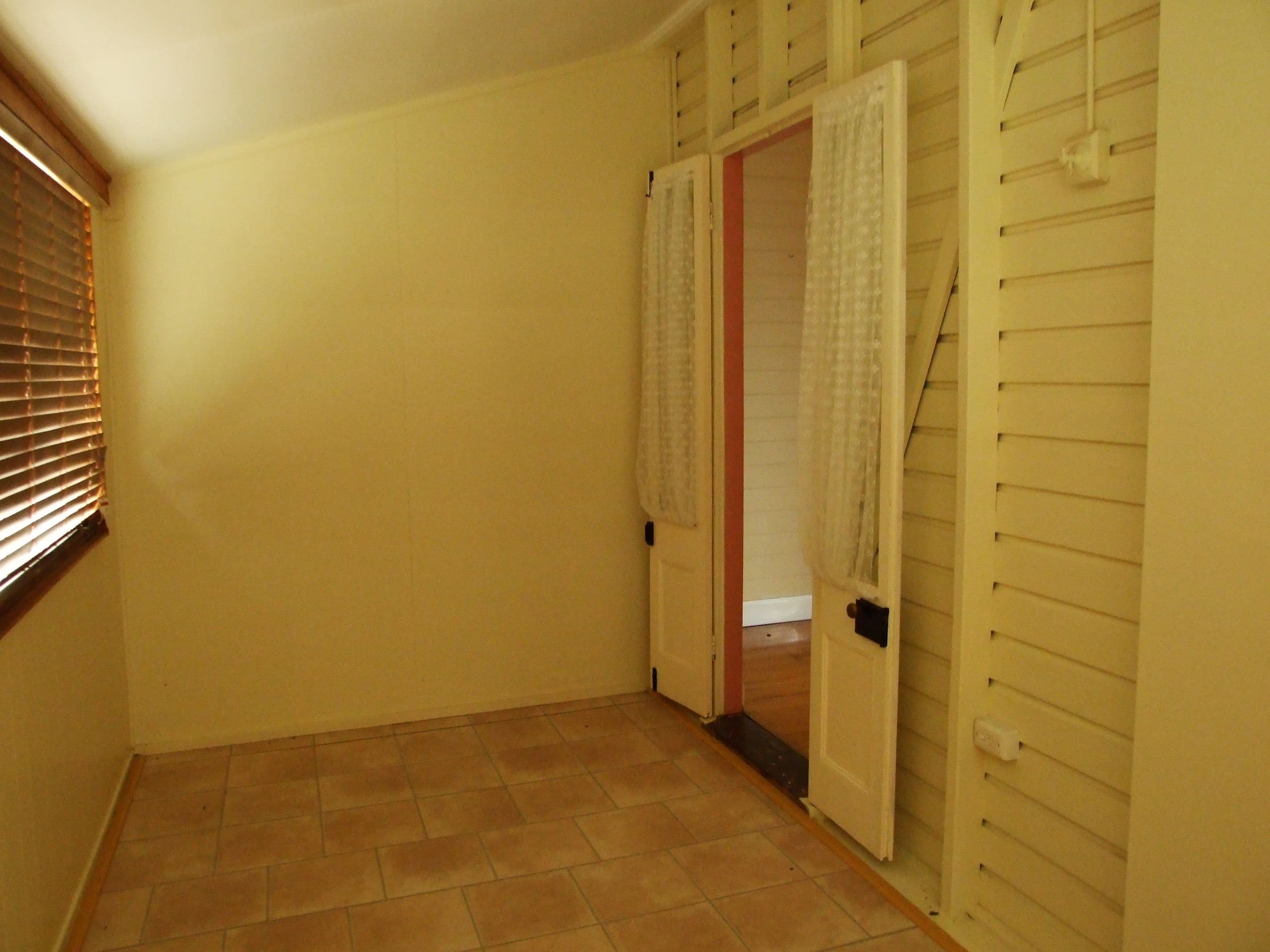 107 Galah Street, Longreach QLD 4730, Longreach - Thumbnail 6