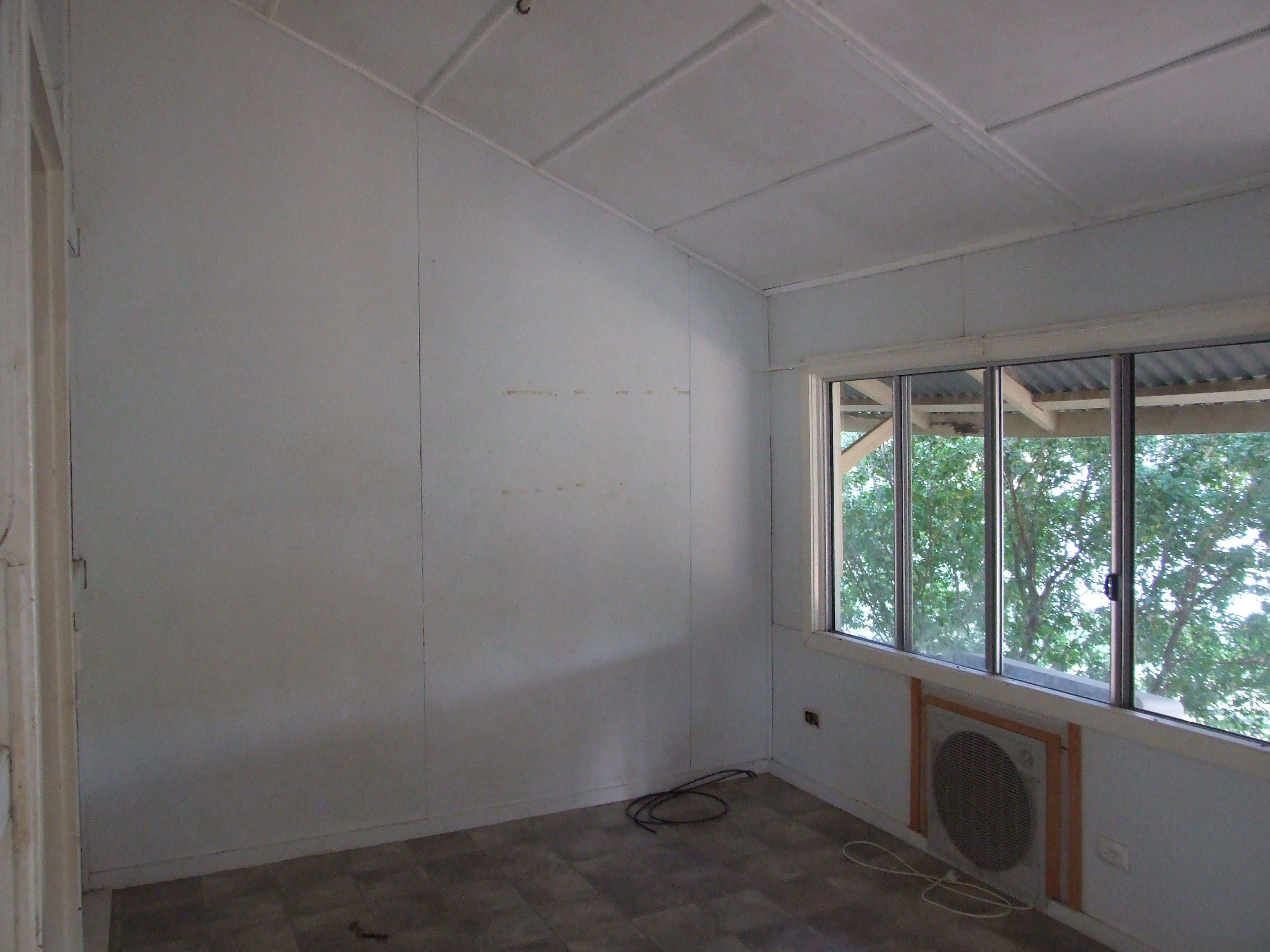 141 Cassowary Street, Longreach QLD 4730, Longreach - Thumbnail 3