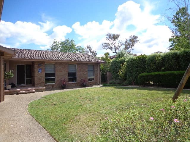 11 Gibbes Place, Weetangera ACT 2614, Weetangera - Thumbnail 2