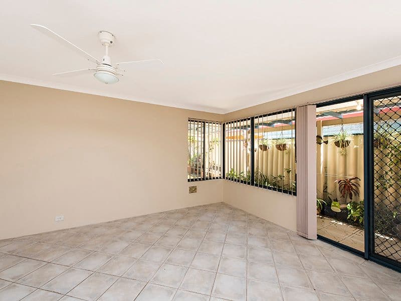 15 Mornington Boulevard, Waikiki WA 6169, Waikiki - Thumbnail 5