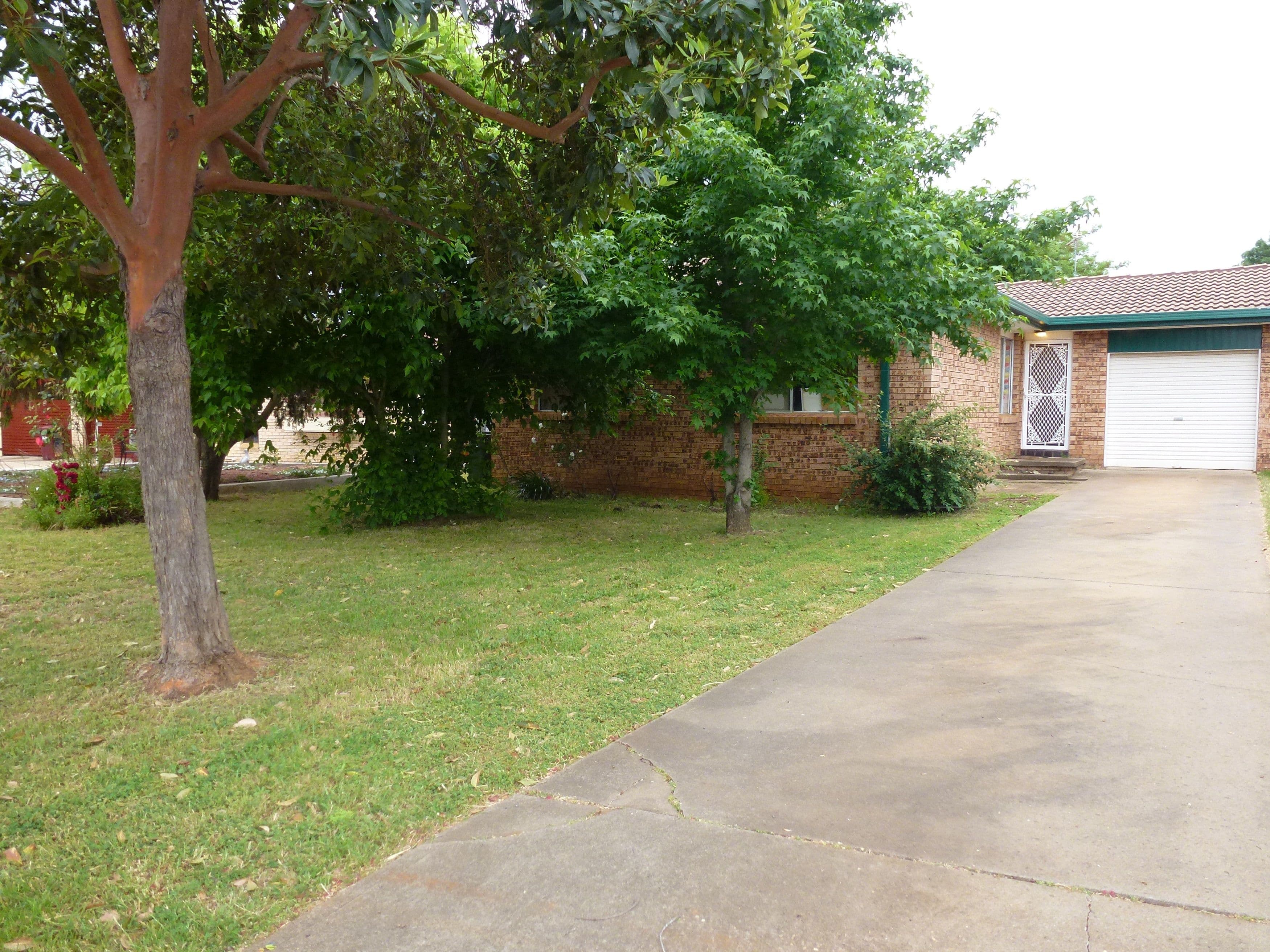 1 Cedar Court, Dubbo - Image 1