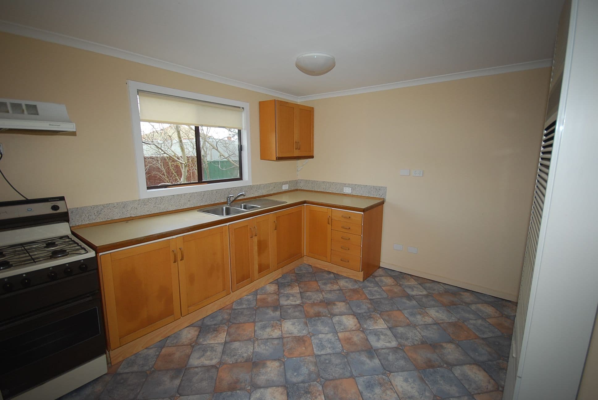 14 Oak Street, Wendouree  Victoria  3355, Australia, Wendouree - Thumbnail 4