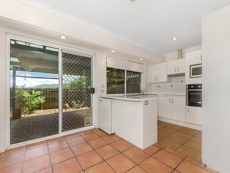 6 Paramount Place, Oxenford QLD 4210, Oxenford - Thumbnail 6