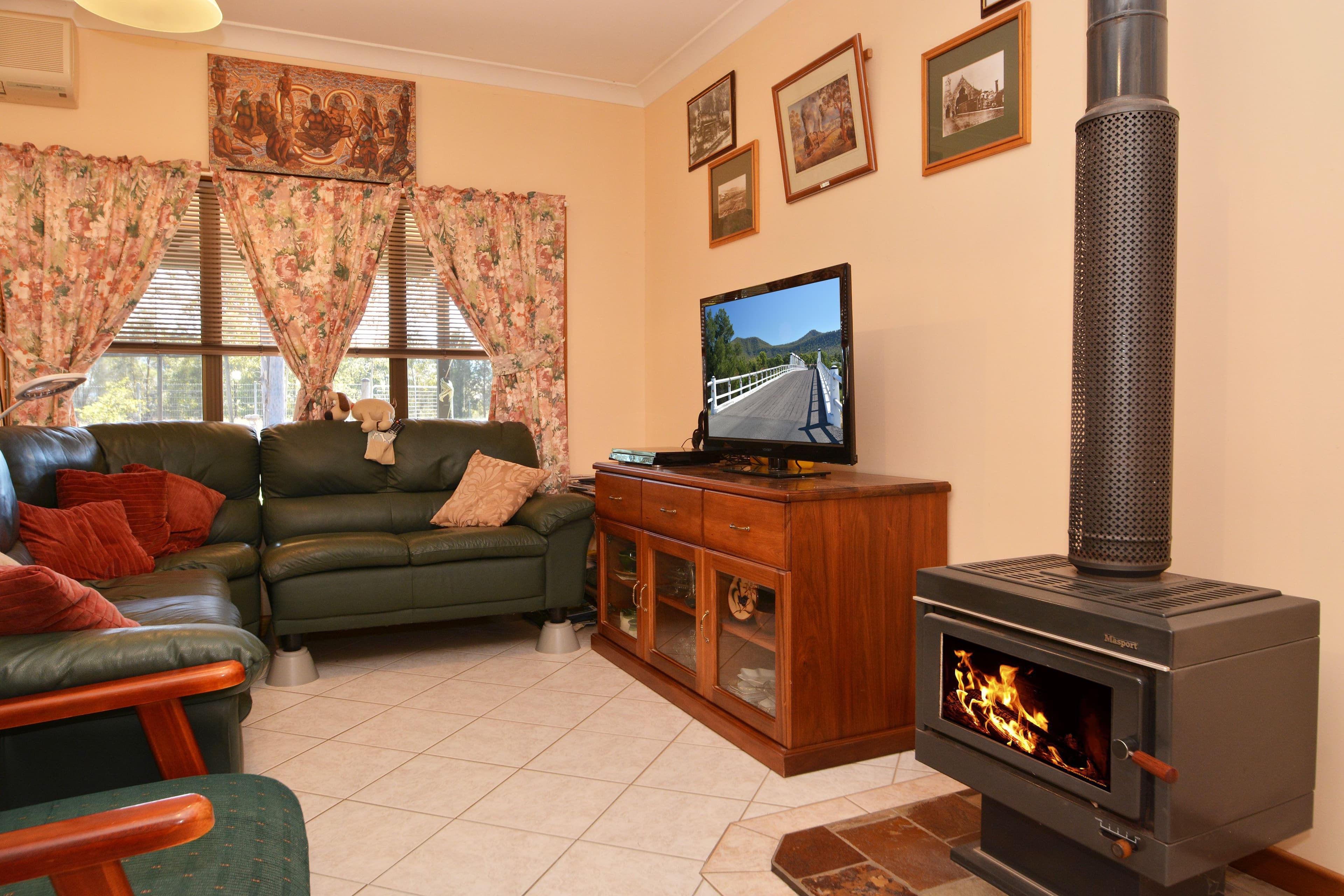 2486 Glendonbrook Road, Gresford - Thumbnail 8