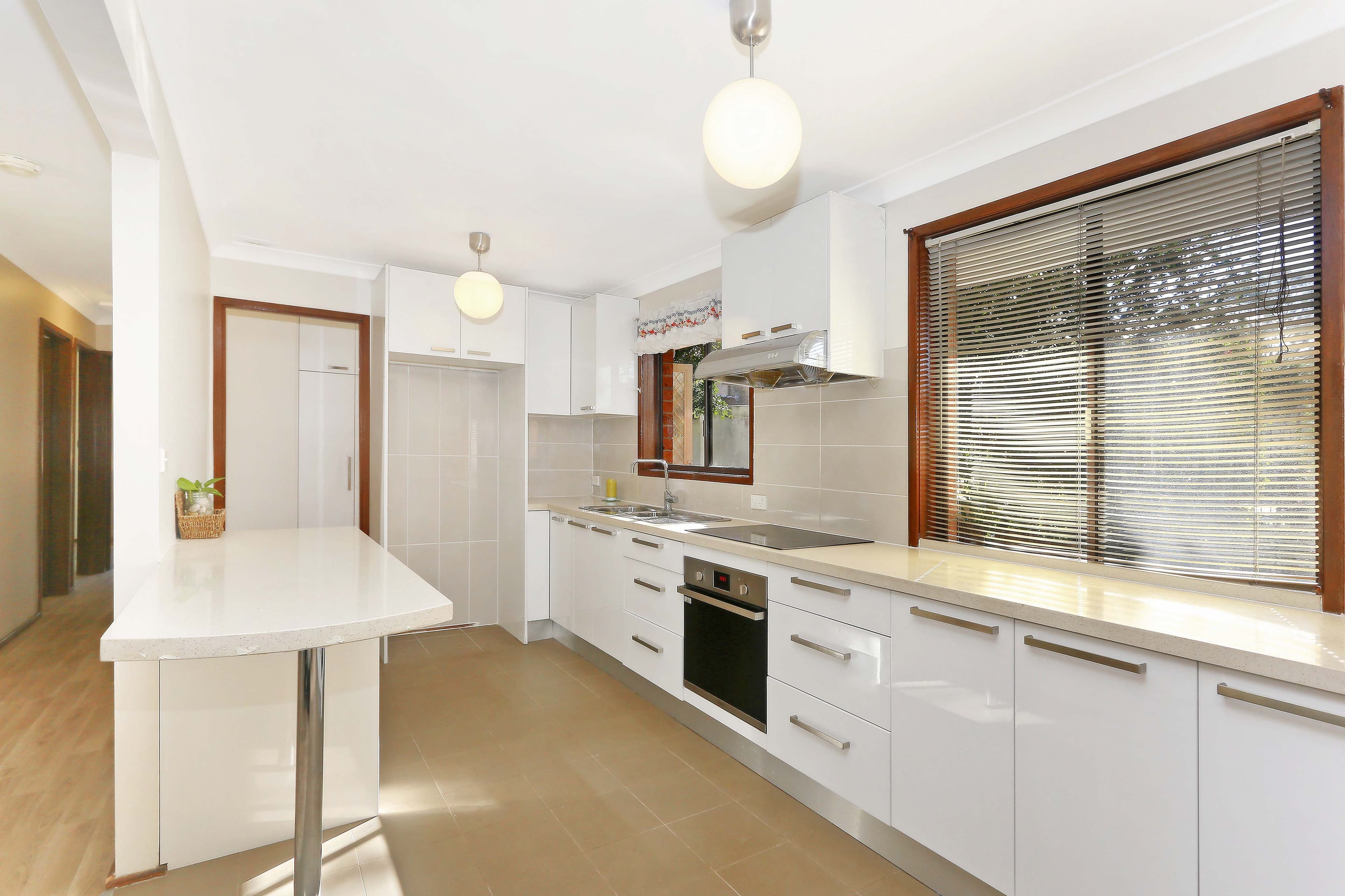 10 Clarke Street, Peakhurst - Thumbnail 4