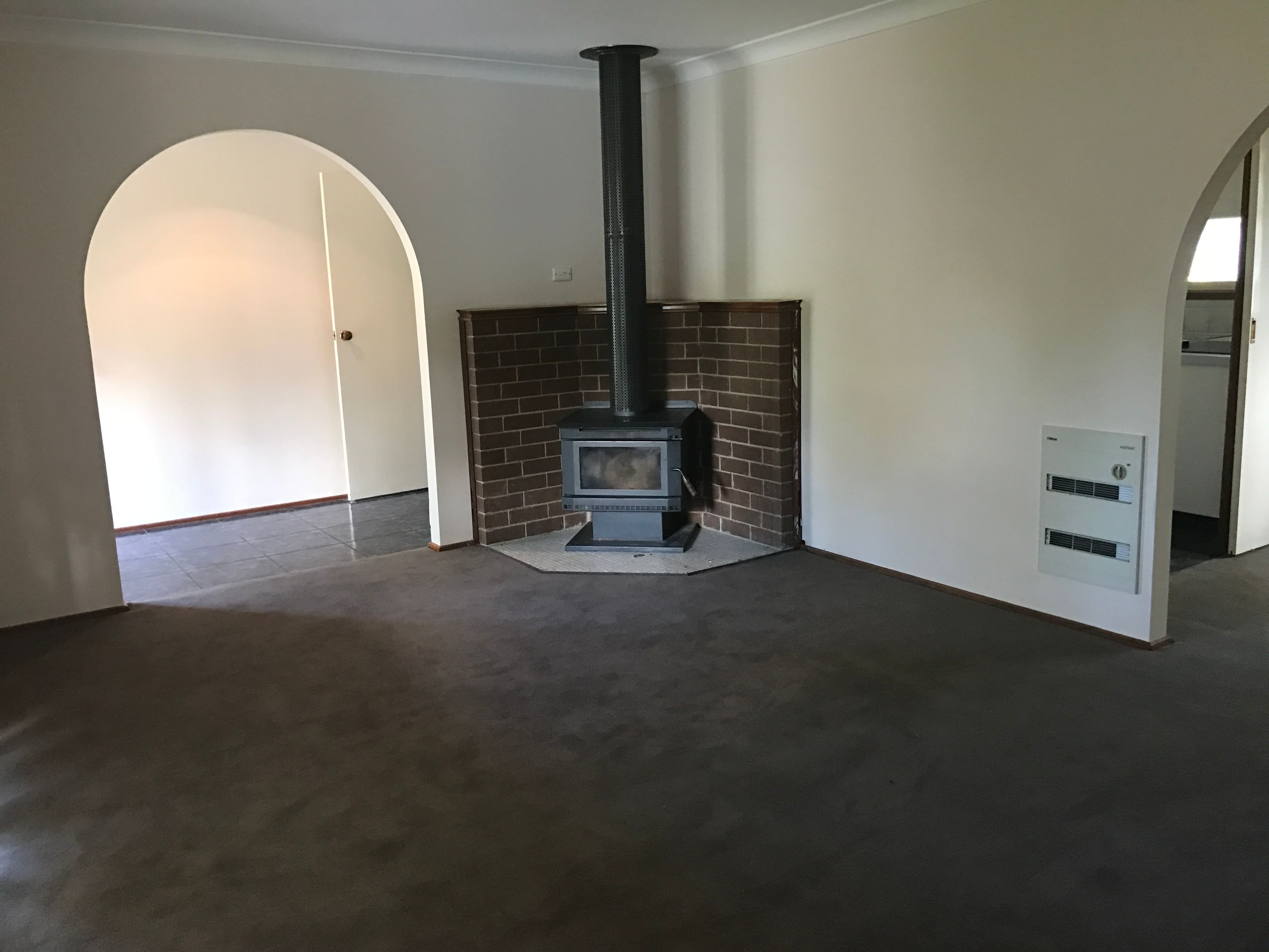 1 Burdett Crescent, Theodore ACT 2905, Theodore - Thumbnail 3