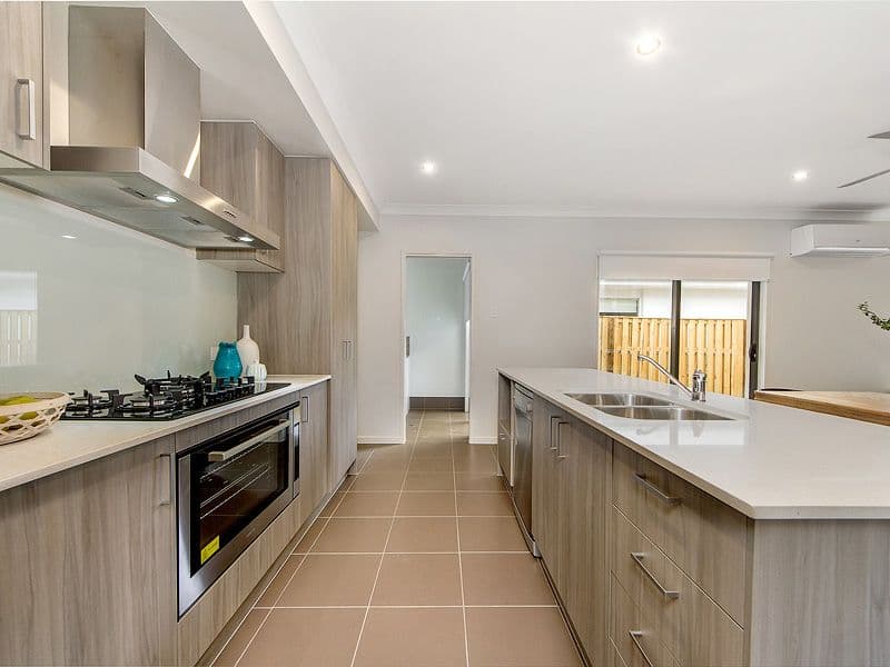 10 Sunwood Crescent, Maudsland QLD 4210, Maudsland - Thumbnail 6