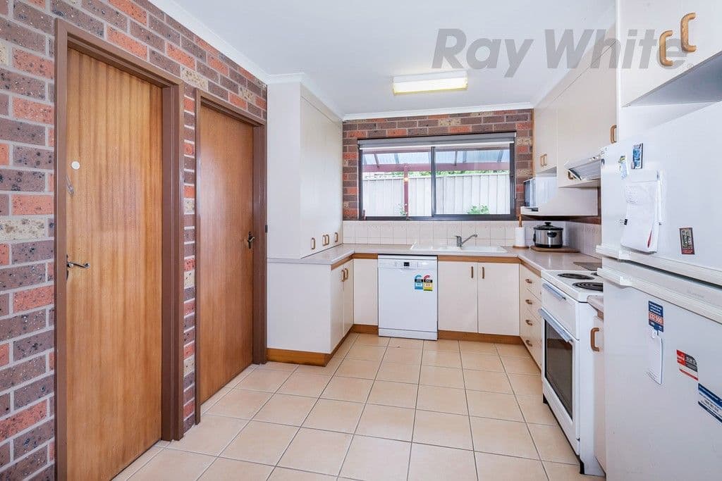 5 Hermitage Avenue, Mount Clear  Victoria  3350, Australia, Mount Clear - Thumbnail 5