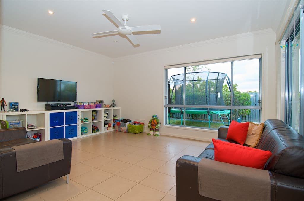 19 Springwood Avenue, Pacific Pines QLD 4211, Pacific Pines - Thumbnail 8
