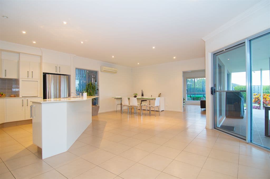 19 Springwood Avenue, Pacific Pines QLD 4211, Pacific Pines - Thumbnail 4
