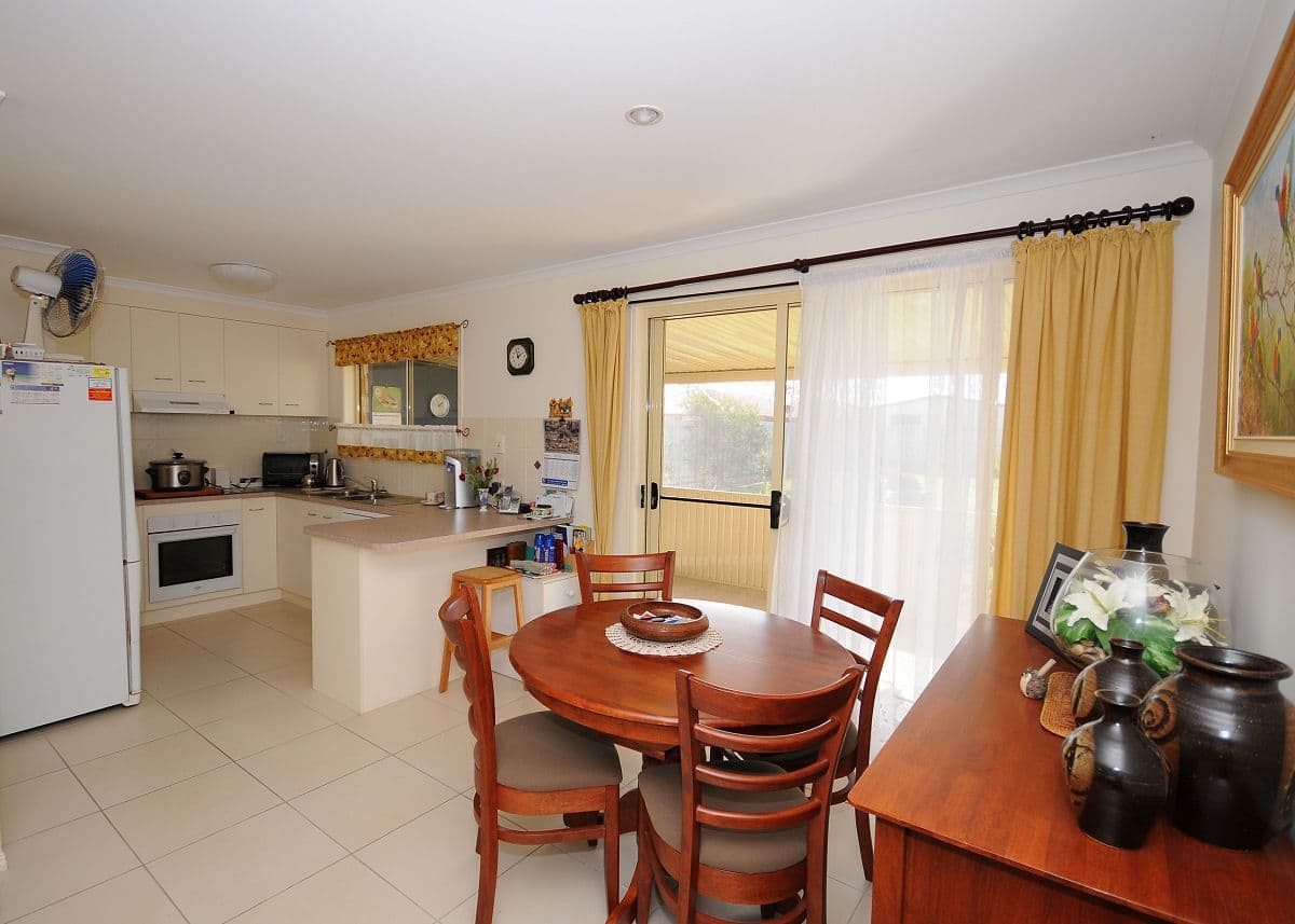 85 Martin Street, Point Vernon QLD 4655, Point Vernon - Thumbnail 7
