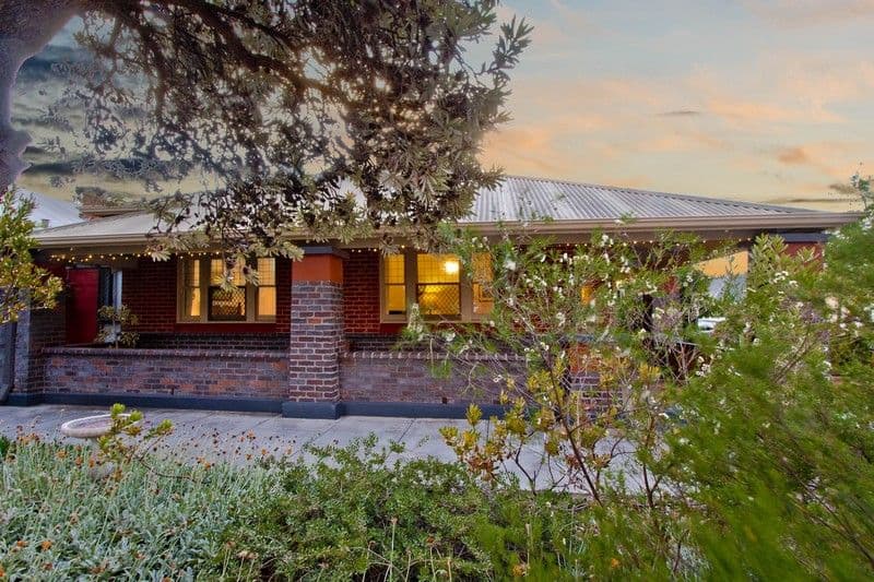 61 East Terrace, Henley Beach SA 5022, Henley Beach - Thumbnail 2