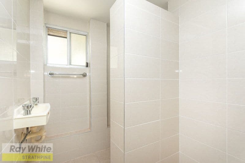 33 Gertrude Street, Strathpine QLD 4500, Strathpine - Thumbnail 6
