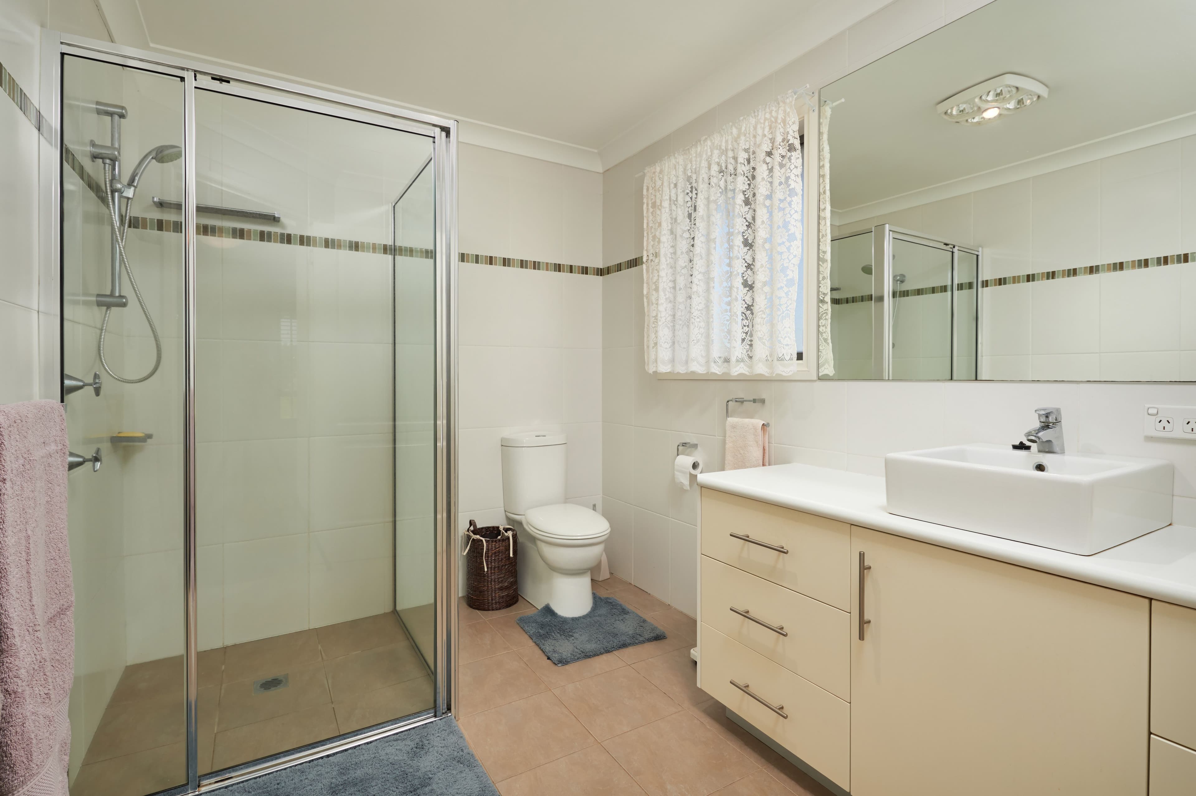 13 Hakea Drive, Coolamon - Thumbnail 8