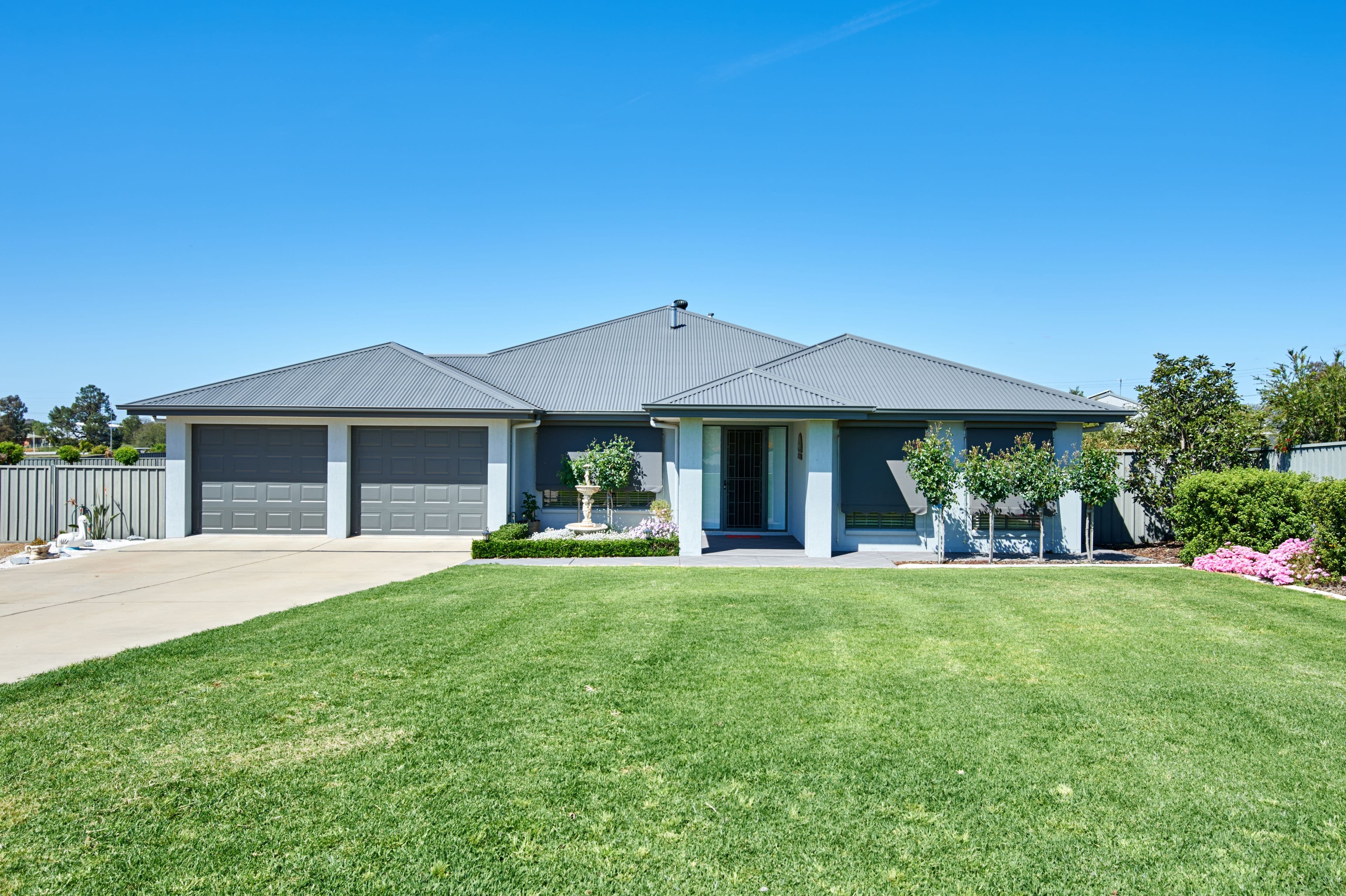 13 Hakea Drive, Coolamon - Image 1