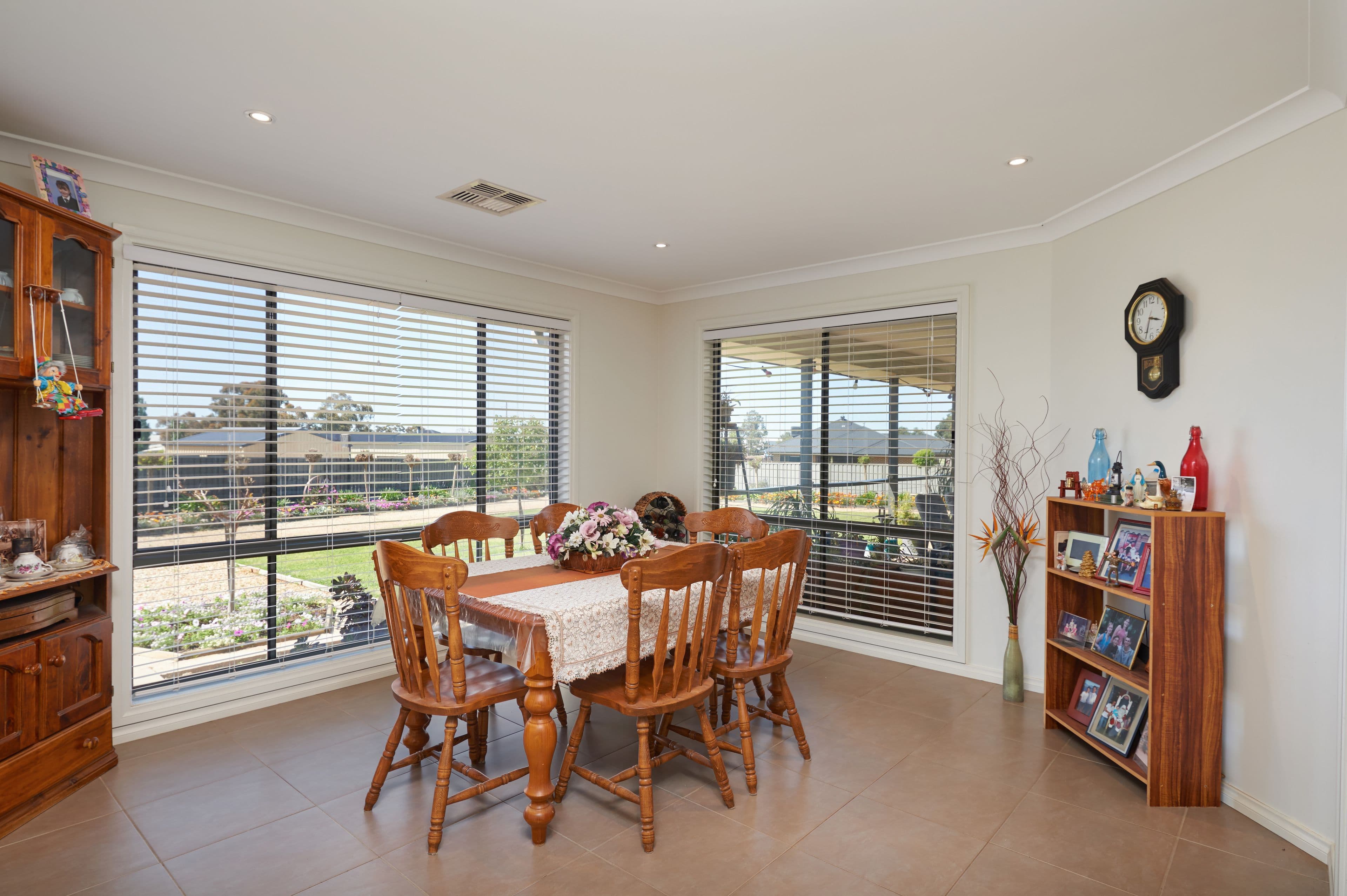 13 Hakea Drive, Coolamon - Thumbnail 3