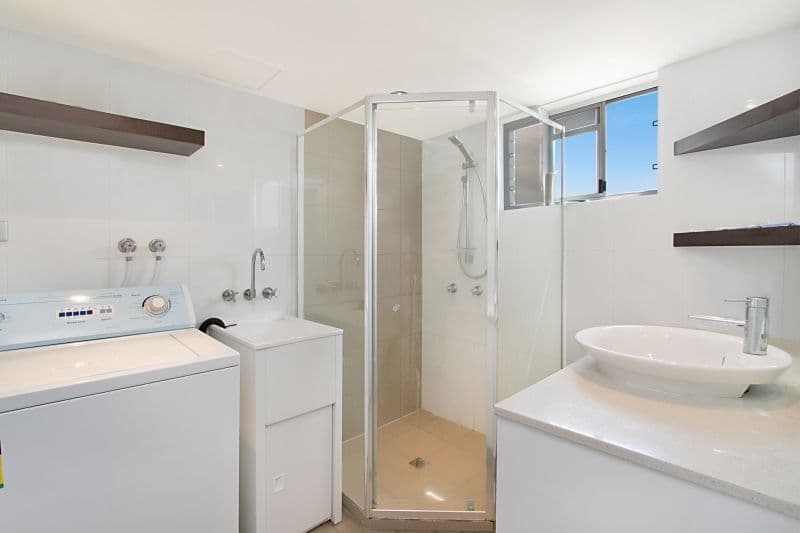 38 Chelsea Avenue, Broadbeach QLD 4218, Broadbeach - Thumbnail 4