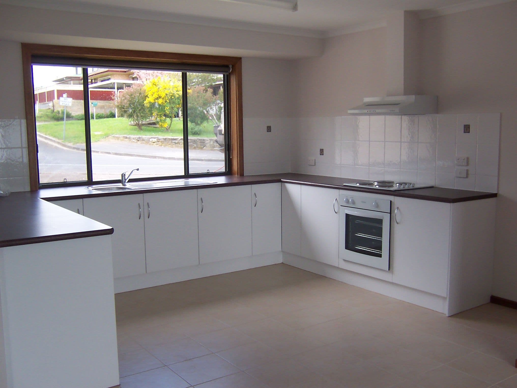 1/24 Fartch Street, Mount Gambier SA 5290, Mount Gambier - Thumbnail 2