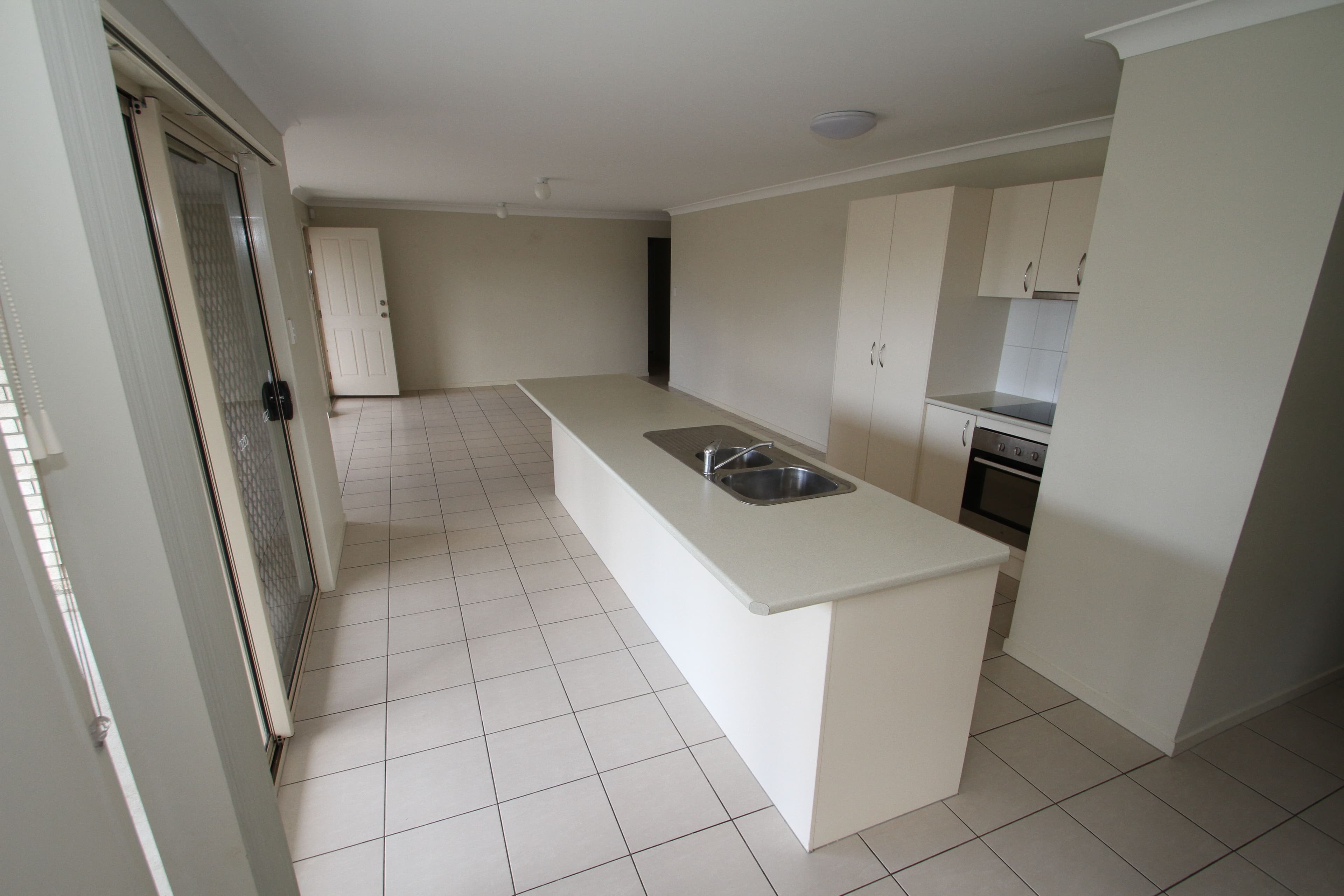 7 SERENITY Court, Crestmead QLD 4132, Crestmead - Thumbnail 3