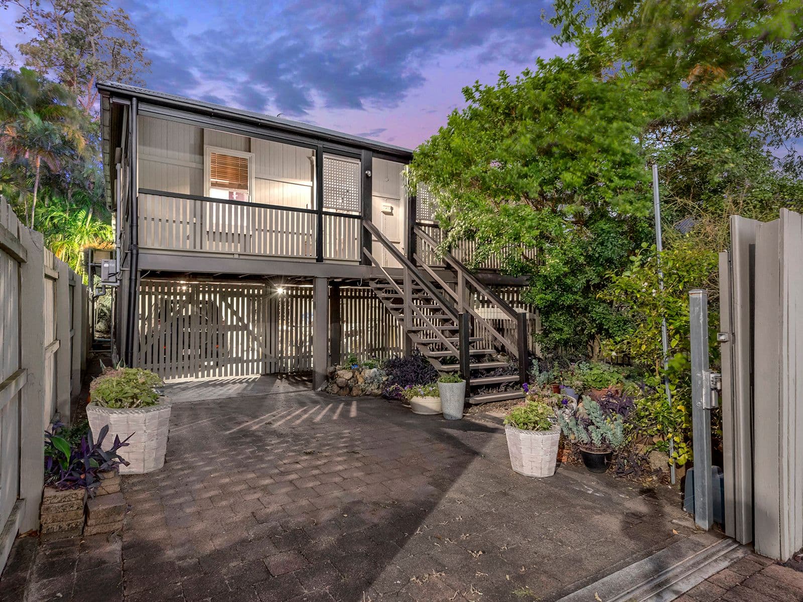 18 Elliott Street, Kangaroo Point QLD 4169, Kangaroo Point - Thumbnail 2