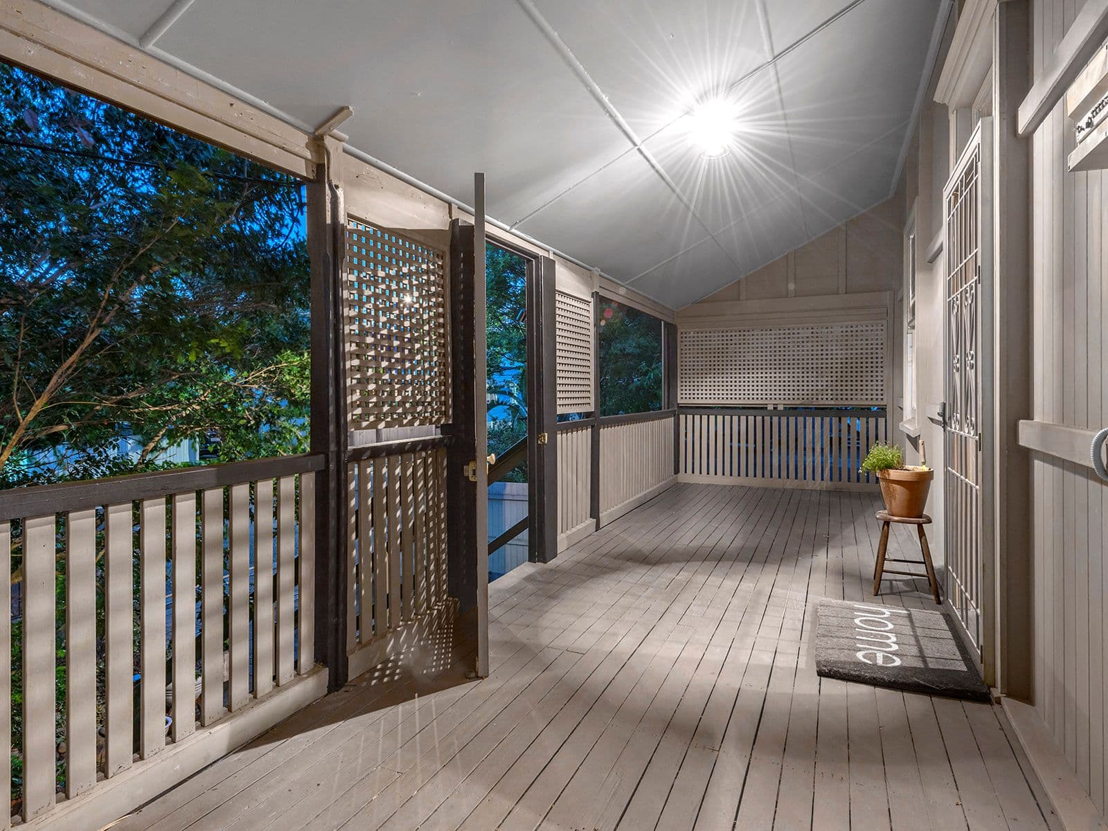 18 Elliott Street, Kangaroo Point QLD 4169, Kangaroo Point - Thumbnail 3