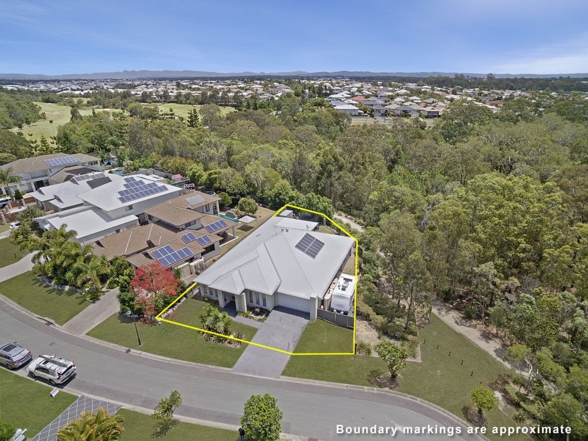 4 Silkyoak Court, North Lakes QLD 4509, North Lakes - Thumbnail 2