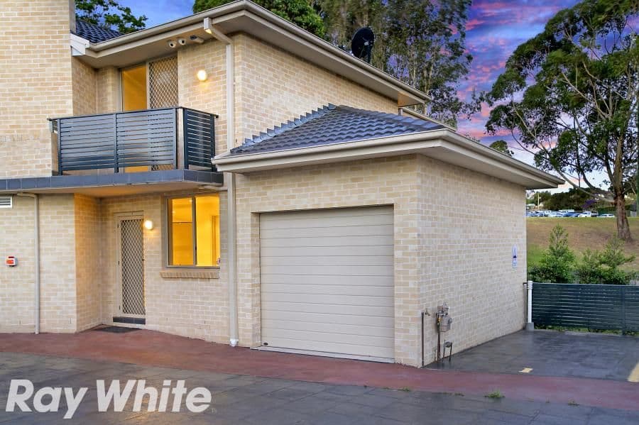 17 Graham Crescent, BAULKHAM HILLS NSW 2153, Baulkham Hills - Image 1