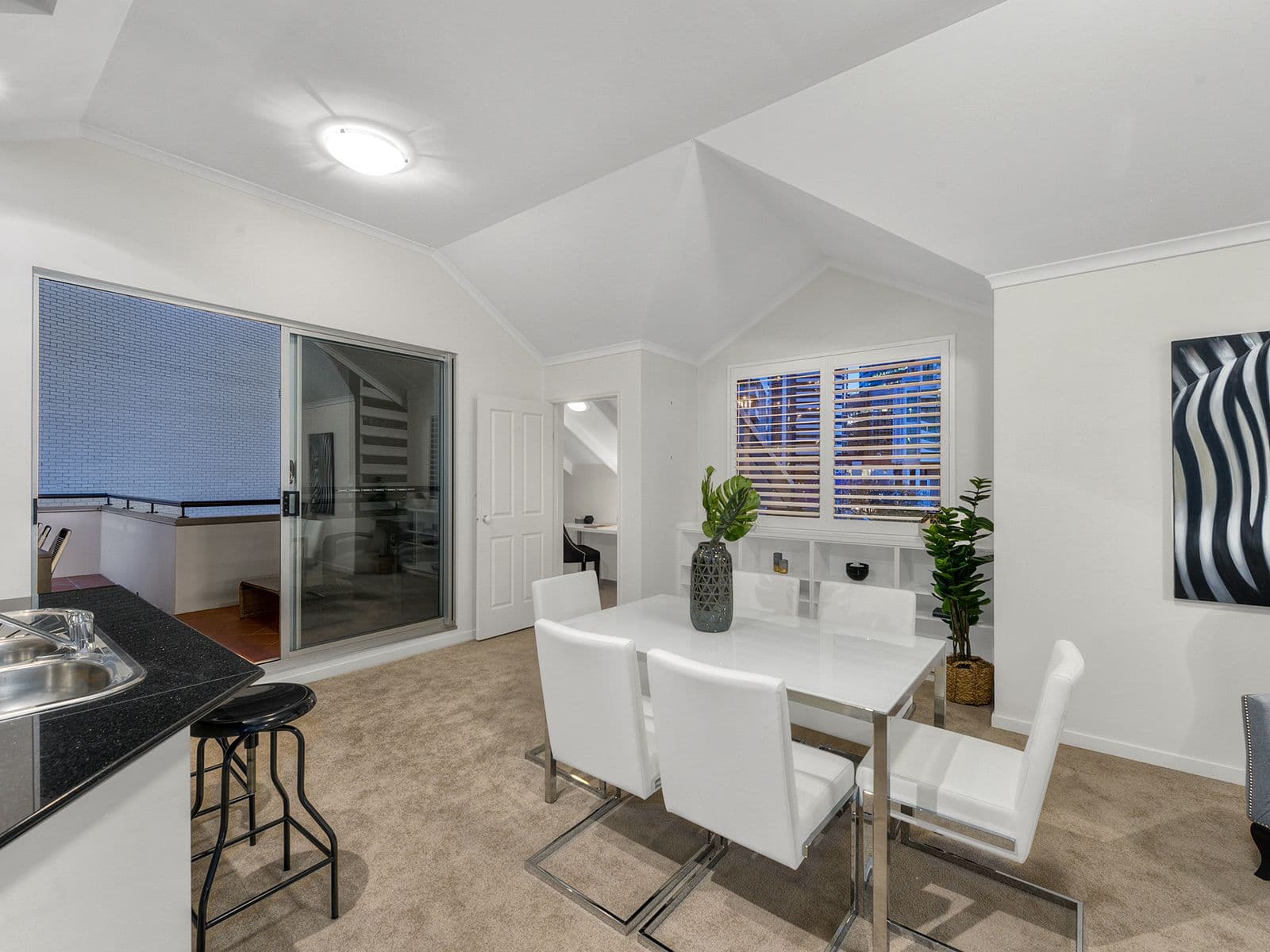115 BERRY Street, Spring Hill QLD 4000, Spring Hill - Thumbnail 7