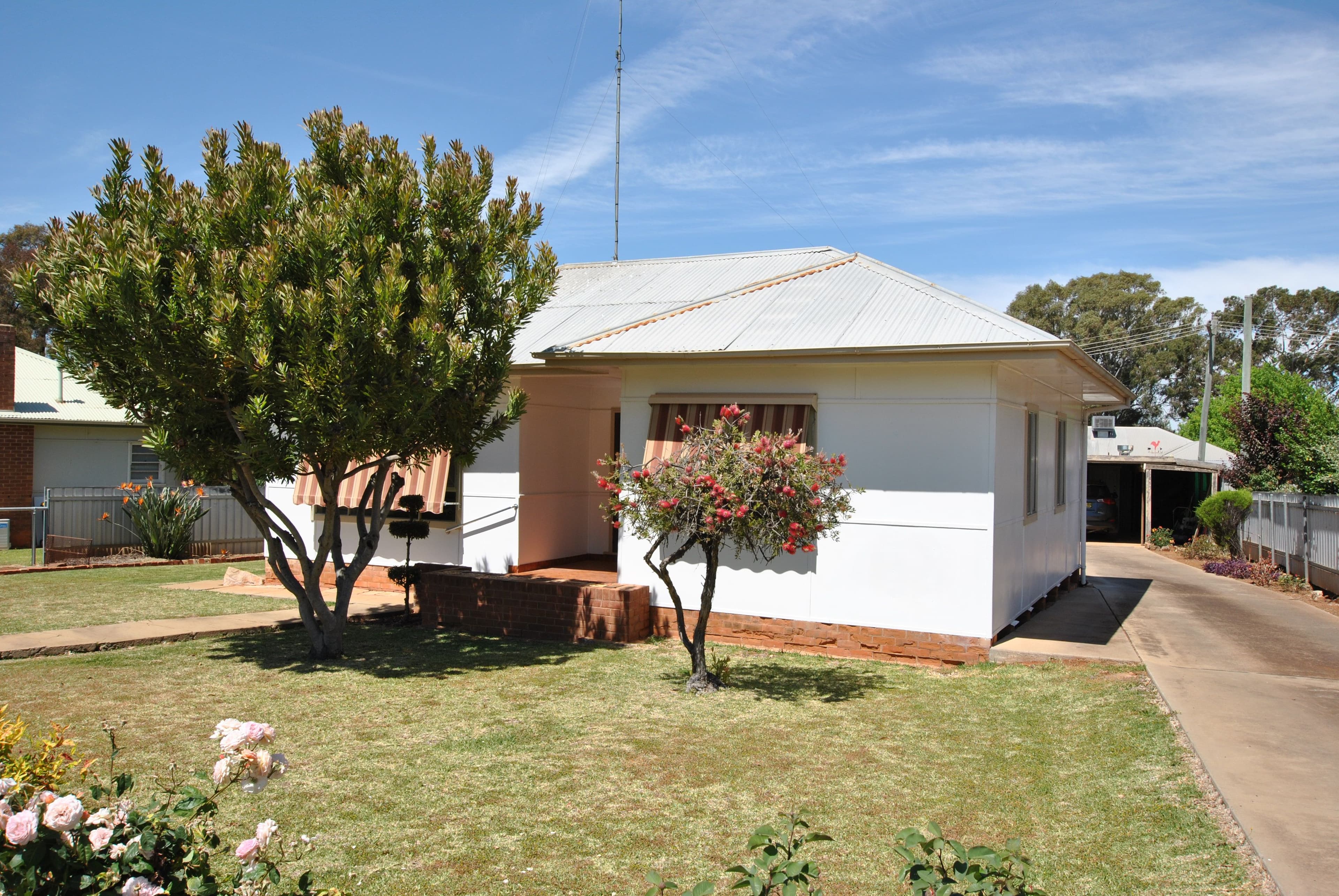 32 Curtin Street, Griffith - Image 1