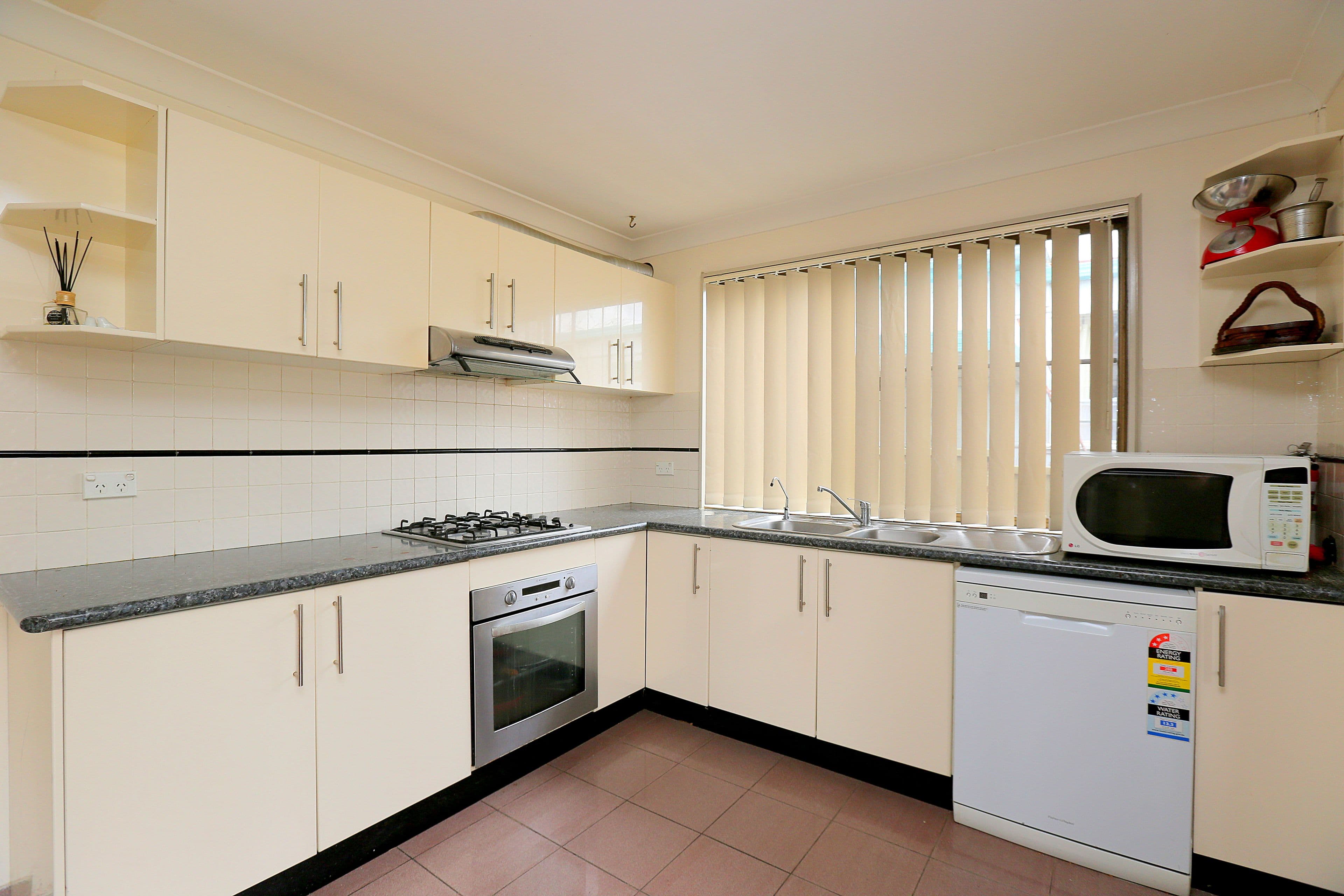 182 Rose Street, Yagoona - Thumbnail 3
