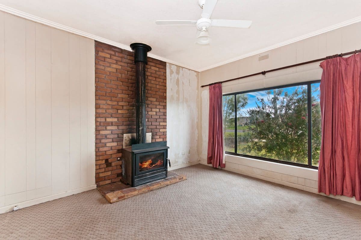 11 Swanston Street, Terang VIC 3264, Terang - Thumbnail 2