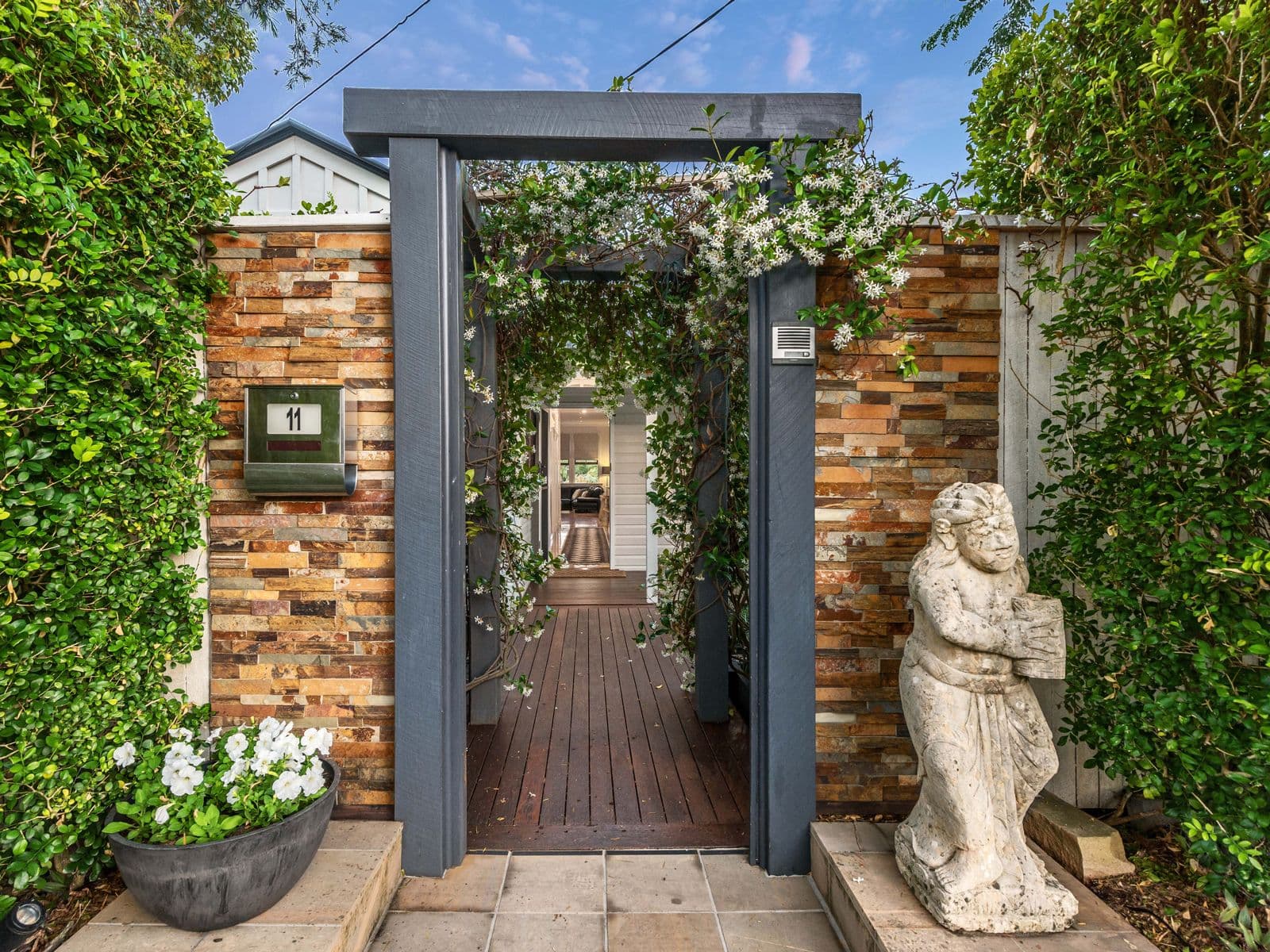 11 Hawthorn Terrace, Red Hill QLD 4059, Red Hill - Thumbnail 4