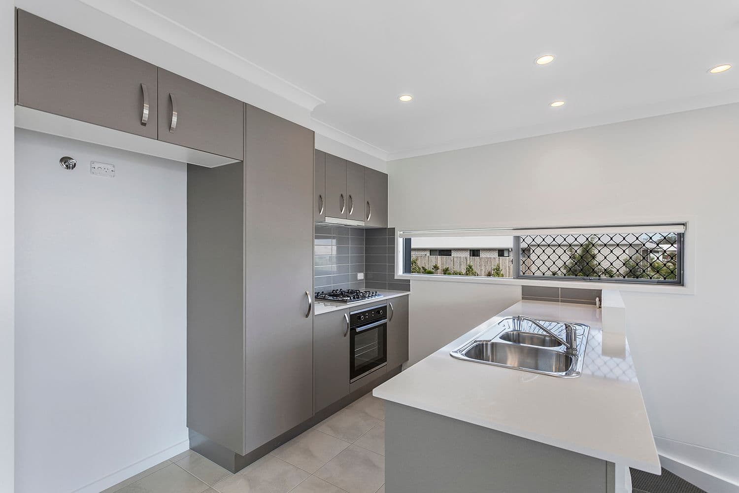 16 William Boulevard, PIMPAMA QLD 4209, Pimpama - Thumbnail 7