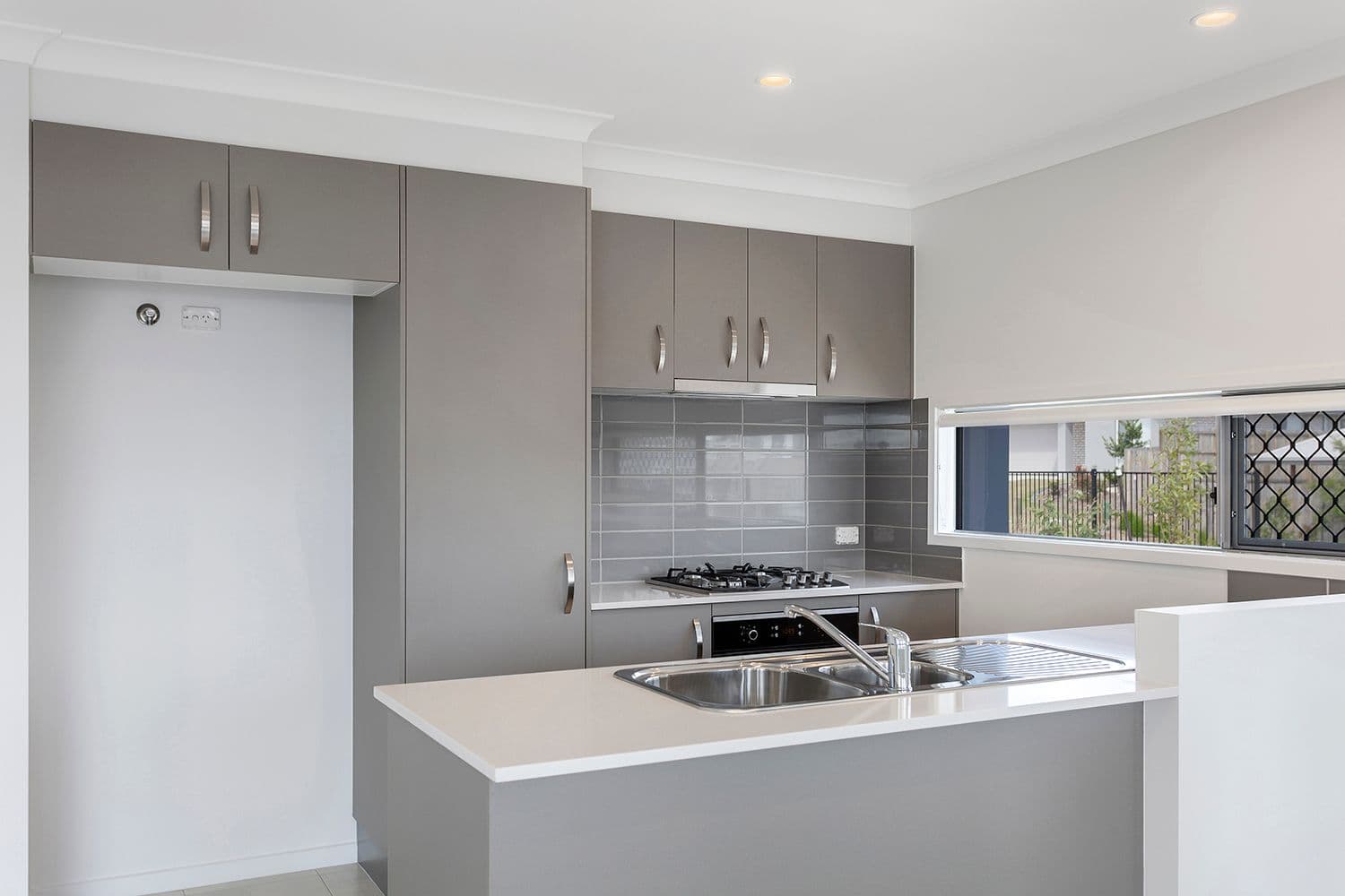 16 William Boulevard, PIMPAMA QLD 4209, Pimpama - Thumbnail 6