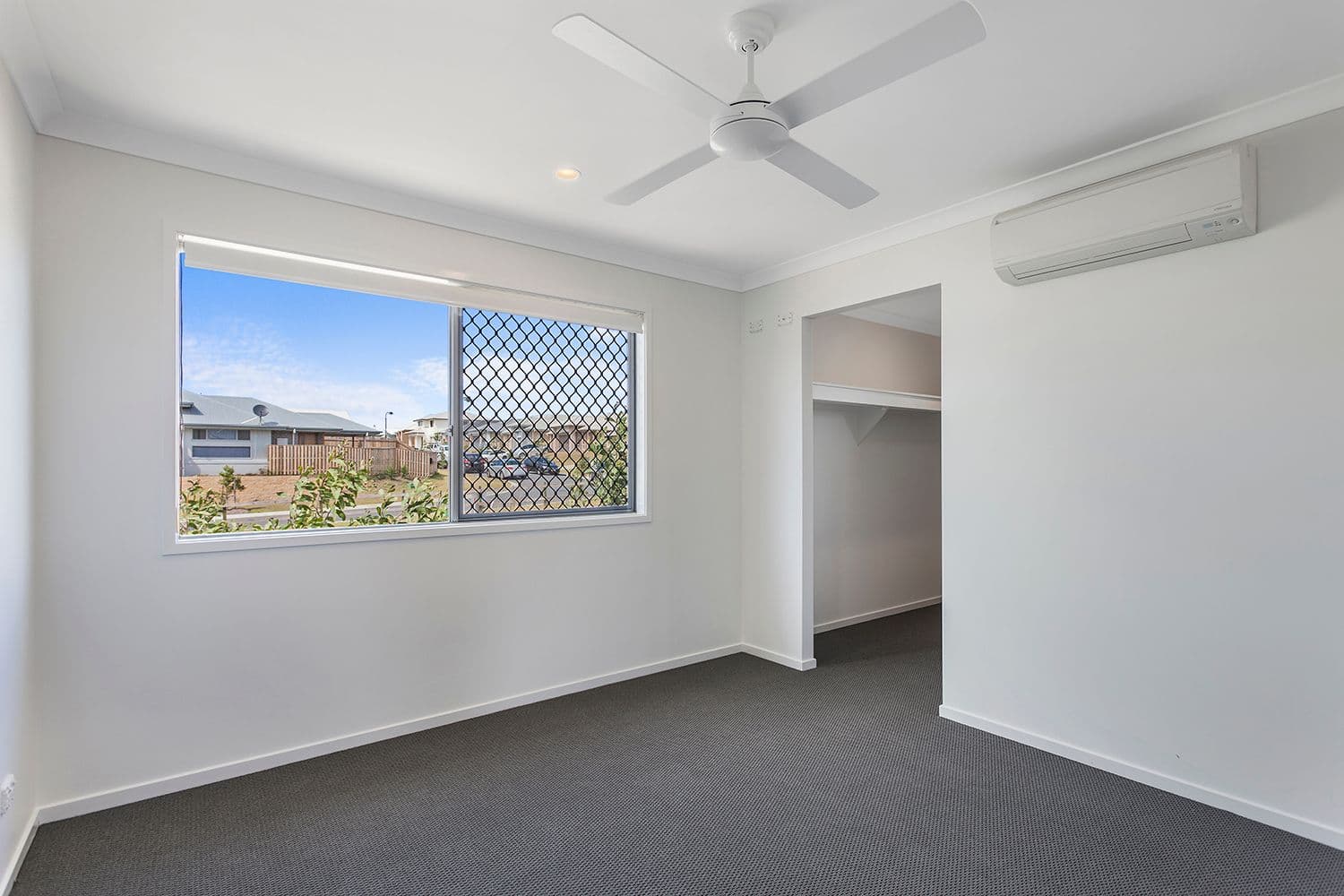 16 William Boulevard, PIMPAMA QLD 4209, Pimpama - Thumbnail 8