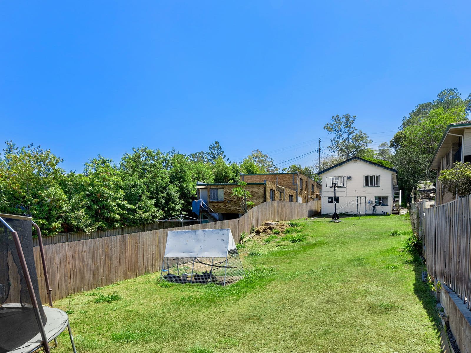 33 Crest Street, Mount Gravatt East QLD 4122, Mount Gravatt East - Thumbnail 3