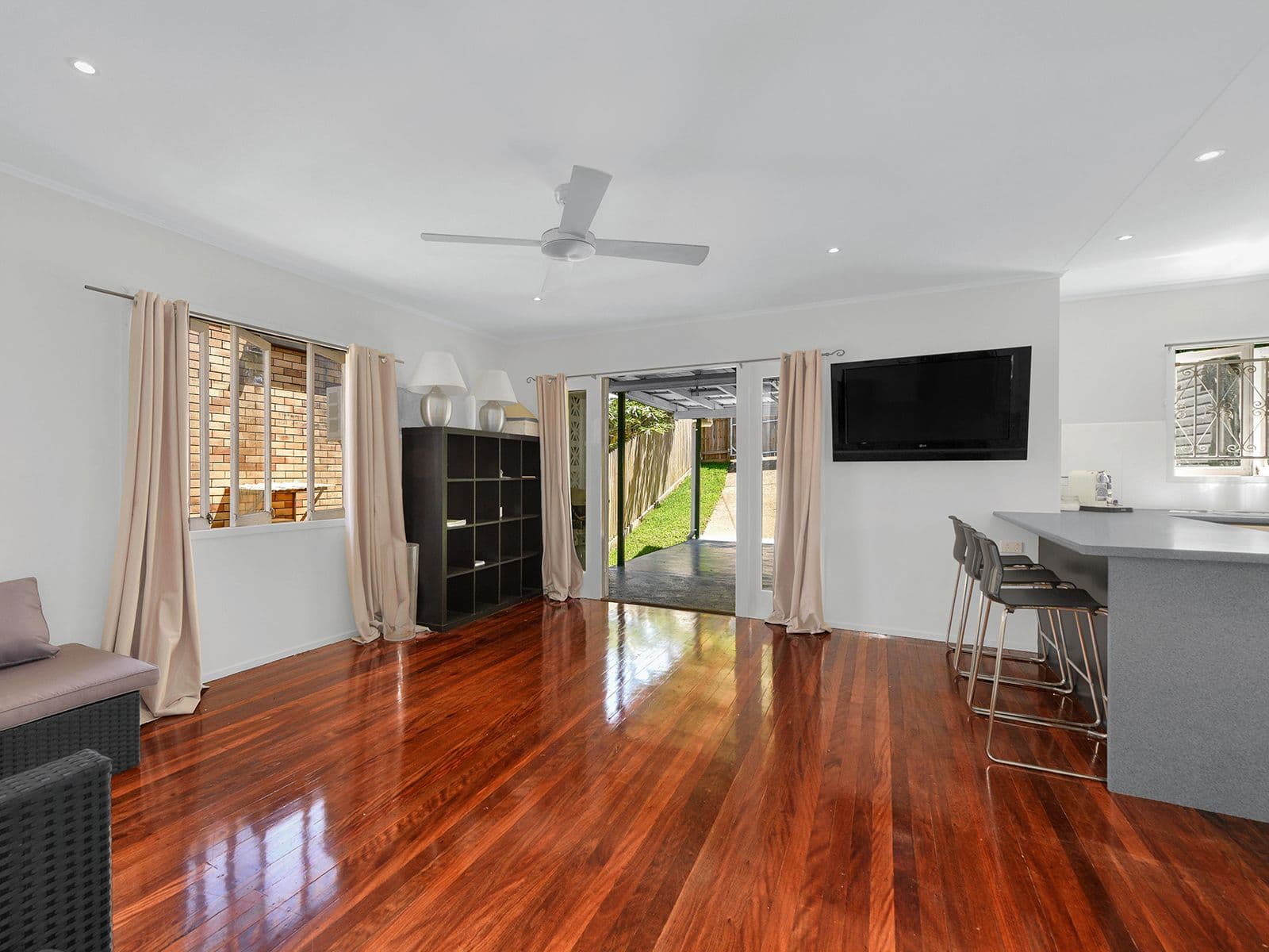 33 Crest Street, Mount Gravatt East QLD 4122, Mount Gravatt East - Thumbnail 4