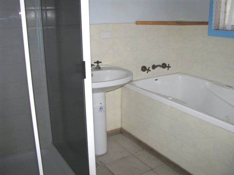 5 Robinson Road, Moree - Thumbnail 8