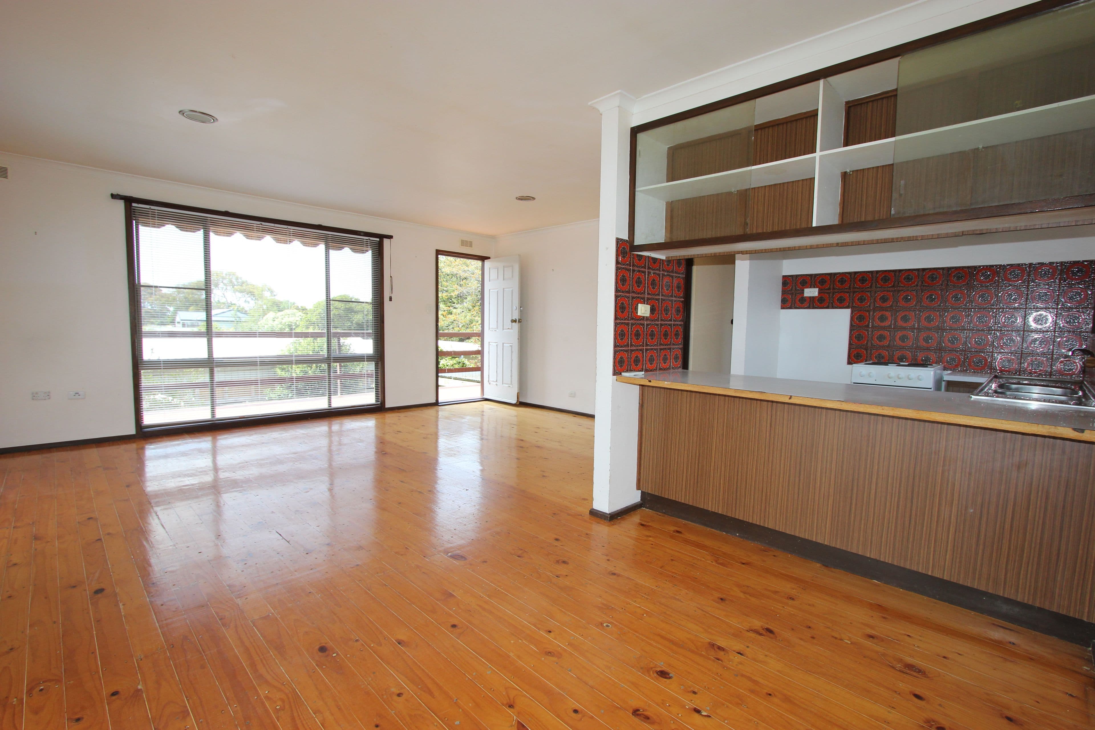 19 Shamrock Avenue, Cowes VIC 3922, Cowes - Thumbnail 2