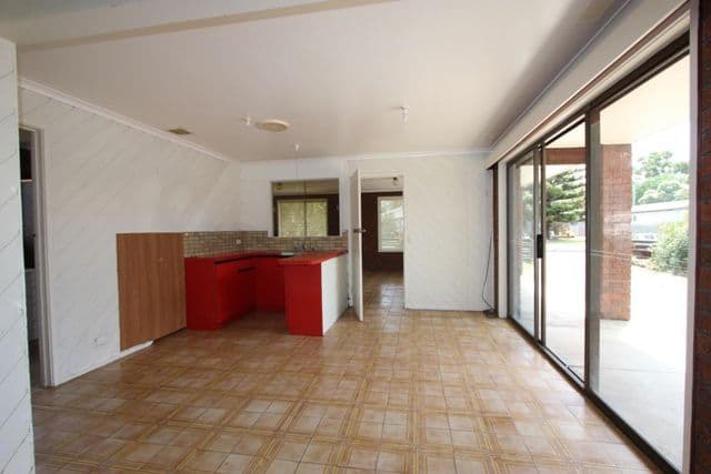 19 Shamrock Avenue, Cowes VIC 3922, Cowes - Thumbnail 4