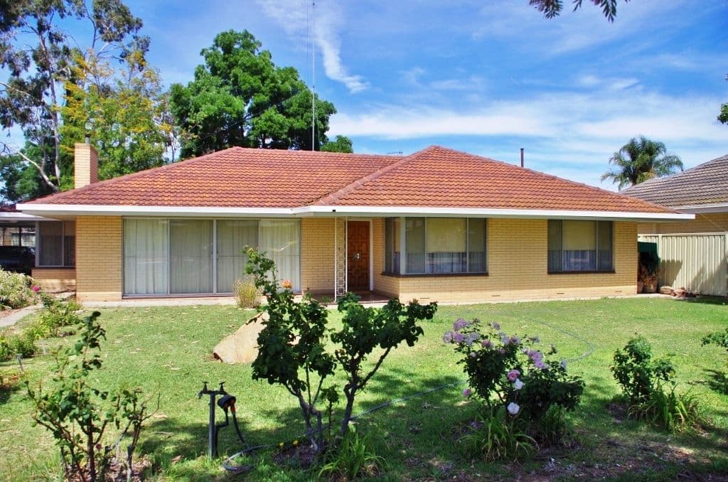 171 Eighteenth Street, Renmark SA 5341, Renmark - Image 1