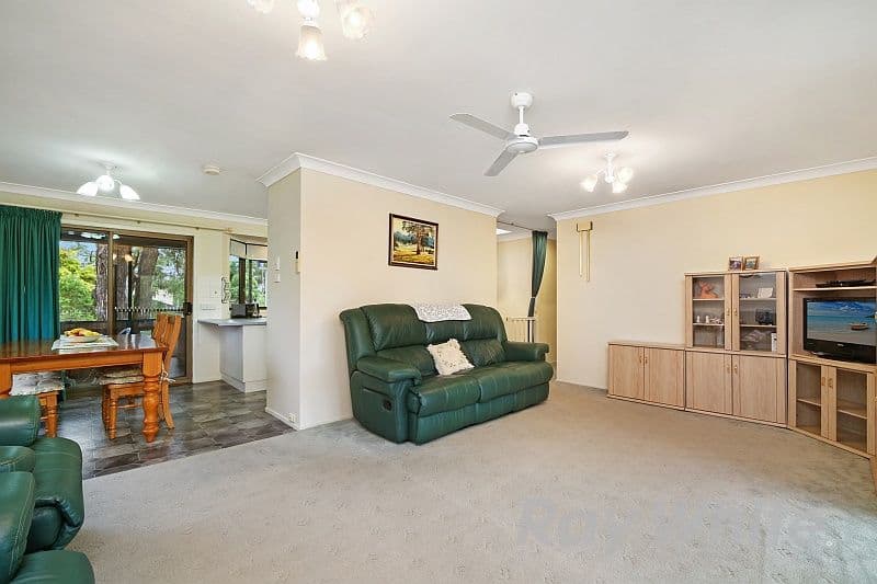 27 Chelmsford Road, Charmhaven - Thumbnail 8