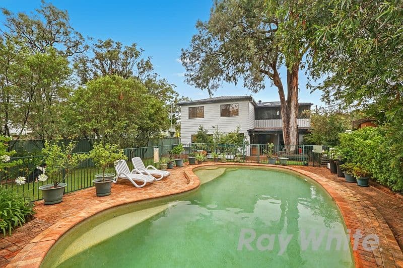 27 Chelmsford Road, Charmhaven - Thumbnail 2
