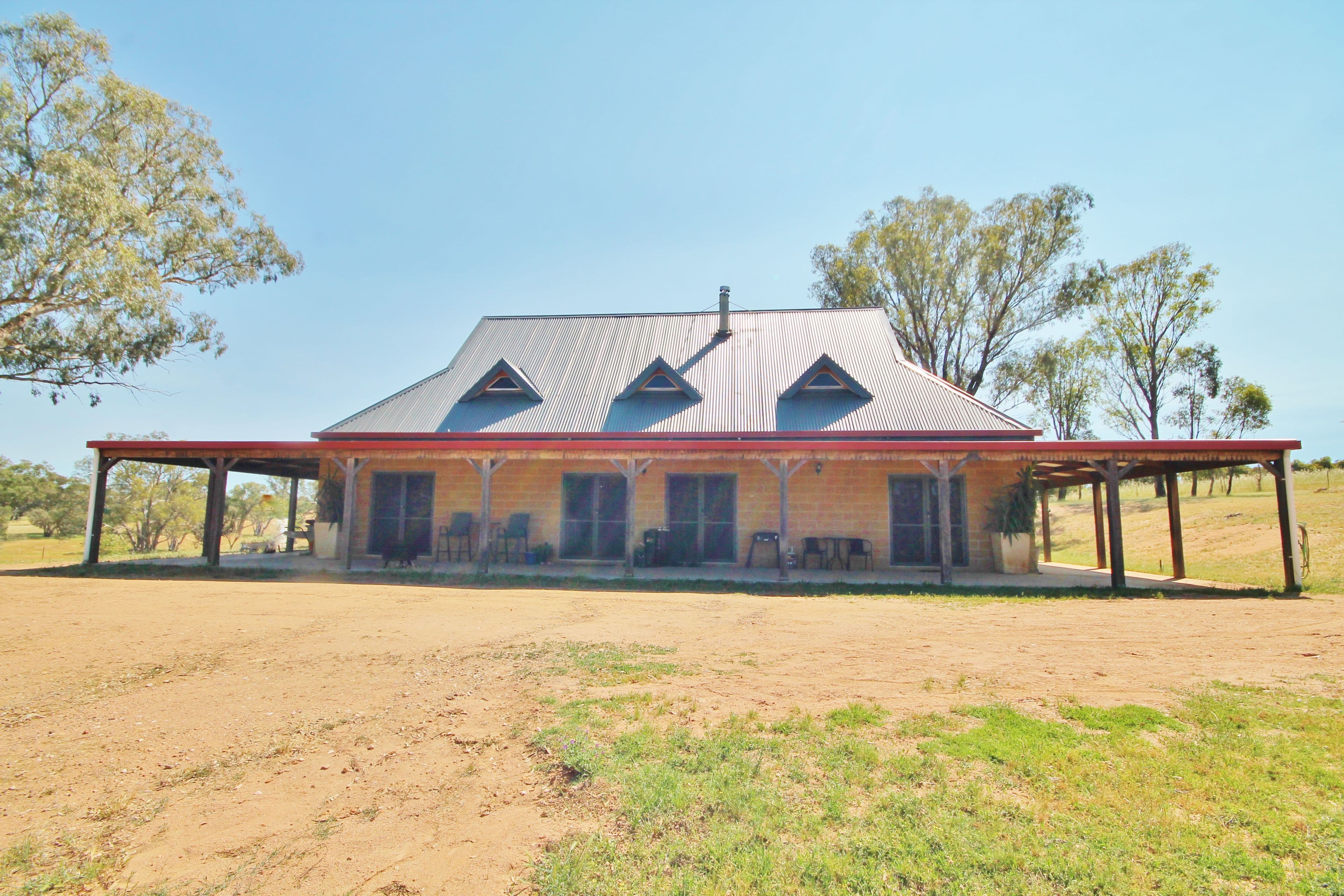 243 Scenic Road, Young - Image 1