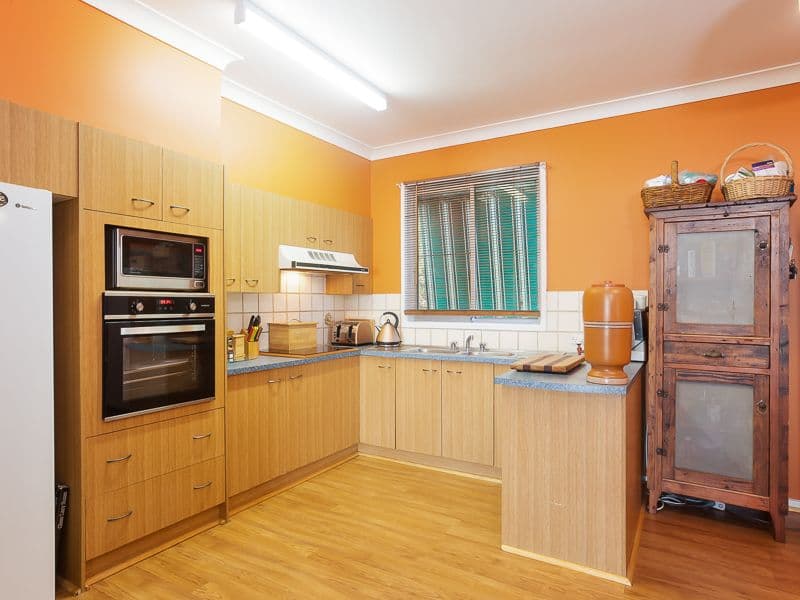 47 Leconfield Street, Stanford Merthyr - Image 1